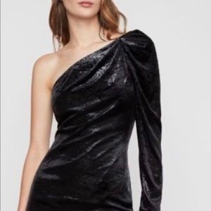 One shoulder shiny black bodycon dress